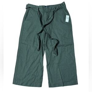 GAP Wide Leg Pants in Dark Green with Pockets